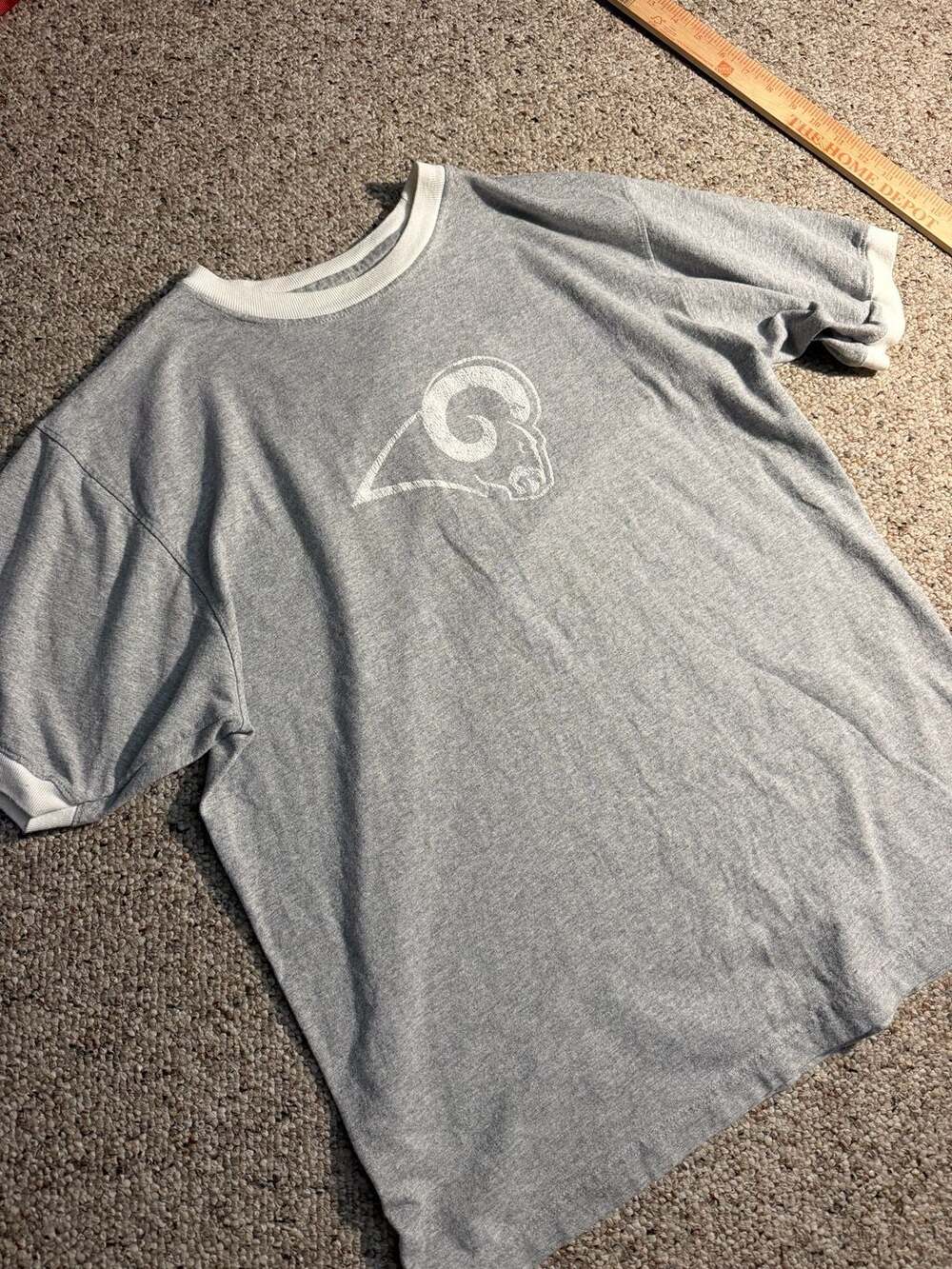 Vintage Reebok NFL St.‎ Louis Rams Grey Ringer T-Shirt Men's Size Medium